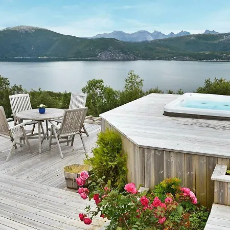 Three-bedroom Holiday In Sandhornoy Nyaraló *